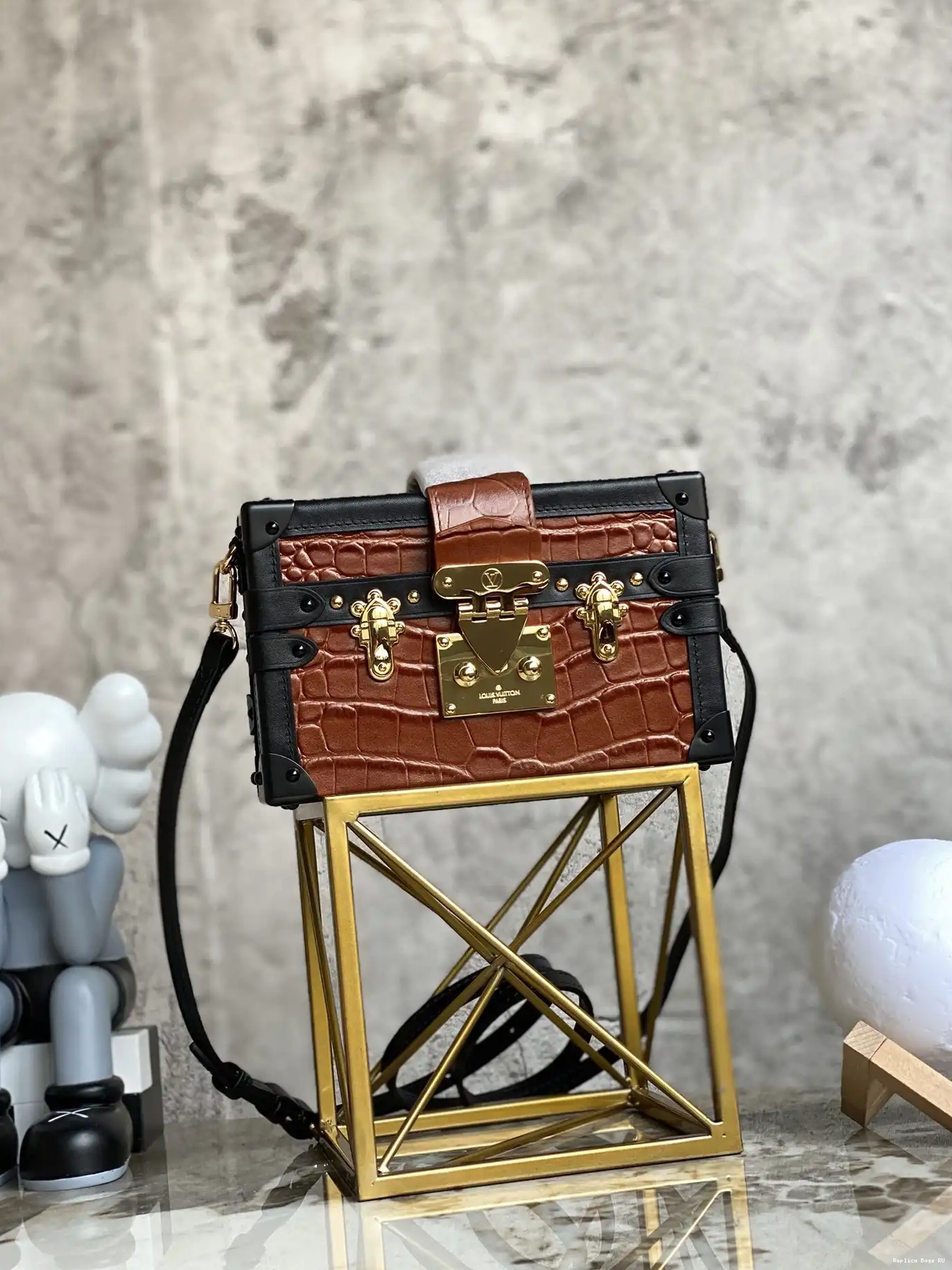 Affordable LOUIS VUITTON MALLE PETITE 0623